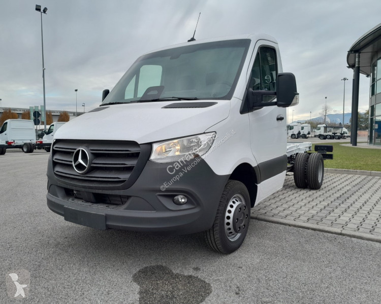Véhicule utilitaire Mercedes Telaio Traz. Post