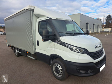Con toldo Iveco