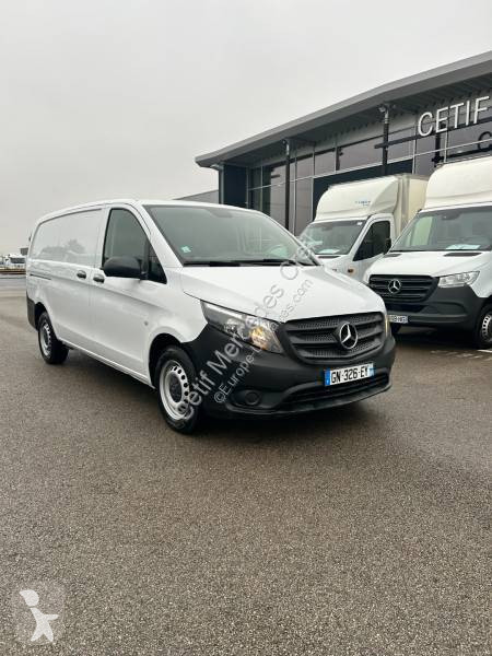 Furgoneta Mercedes