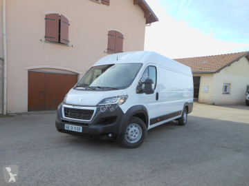 Furgón largo Peugeot