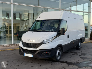 Caja cerrada Iveco