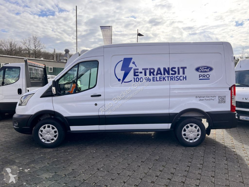 Nyttofordon Ford Kasten E 425 L2 Trend