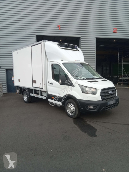 Véhicule utilitaire Ford FRIGO 12M3 130 CV...