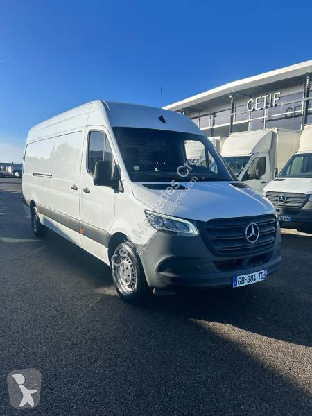 Véhicule utilitaire Mercedes