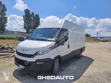 Caja cerrada Iveco