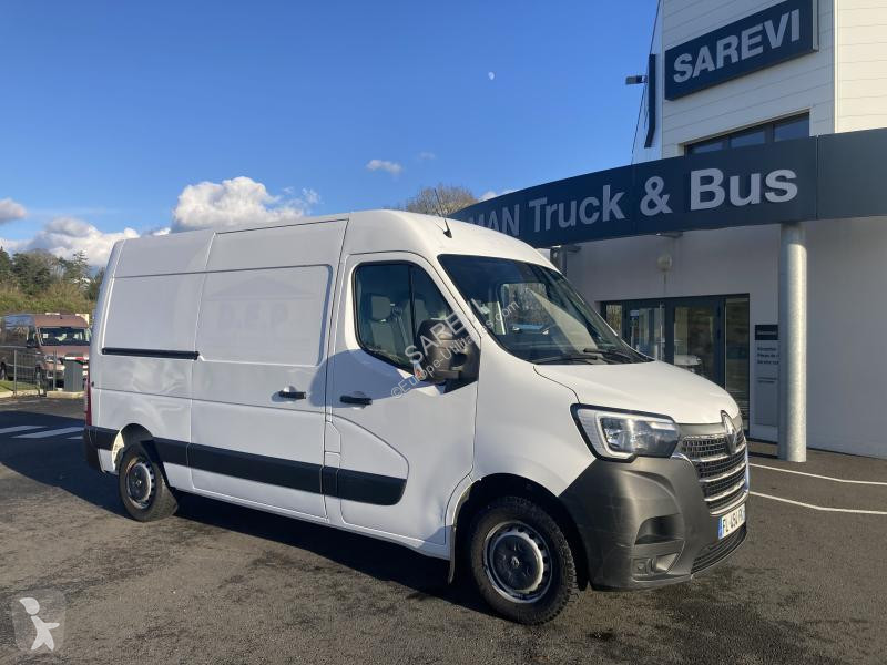 Véhicule utilitaire Renault 2.3 DCI 150