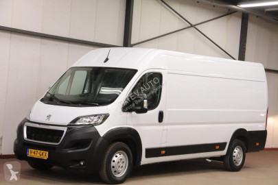 Caja cerrada Peugeot