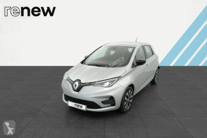 Voiture berline Renault