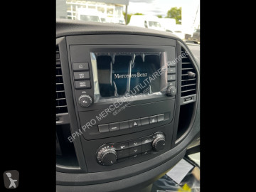 Fourgon utilitaire Mercedes