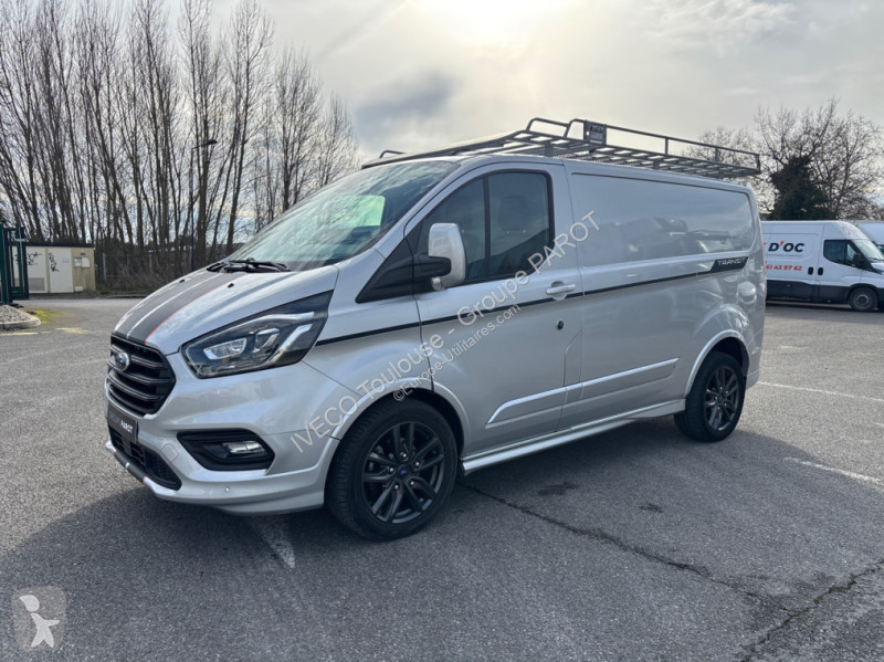 Véhicule utilitaire Ford 320 L1H1 2.0 EcoBlue...