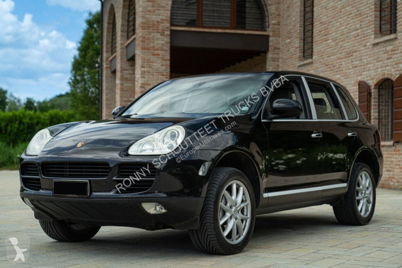 Véhicule utilitaire Porsche Cayenne S 4.5 V8...