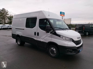 Fourgon utilitaire Iveco