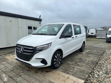 Furgoneta mediana Mercedes