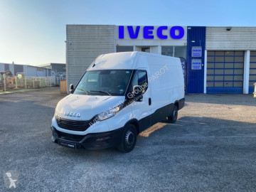 Fourgon long Iveco