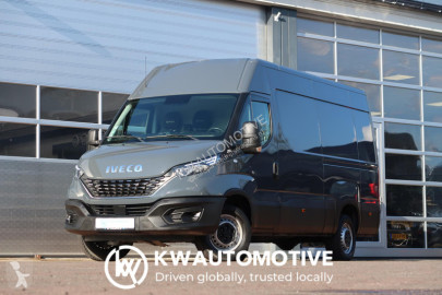 Fourgon utilitaire Iveco