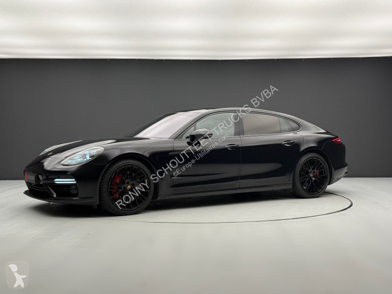Véhicule utilitaire Porsche Panamera Turbo VOLL...