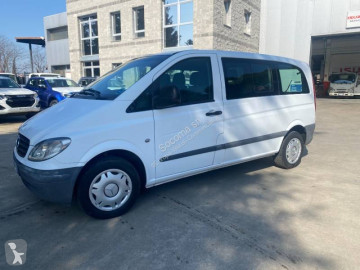 Fourgon moyen Mercedes