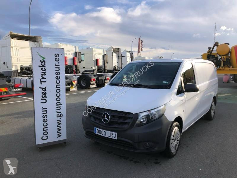Furgoneta Mercedes