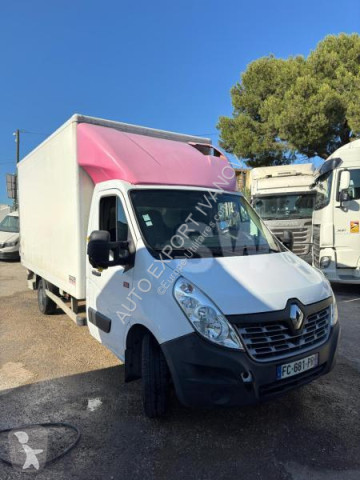 Caja cerrada Renault