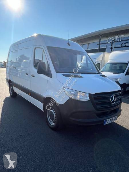 Véhicule utilitaire Mercedes