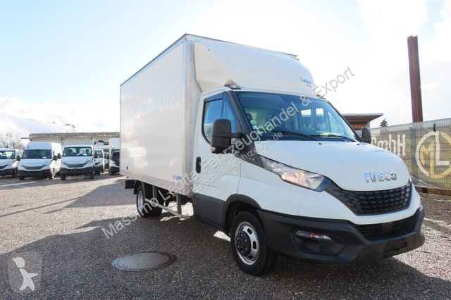 Nyttofordon Iveco 35C16 2,3 Möbelkoffer...