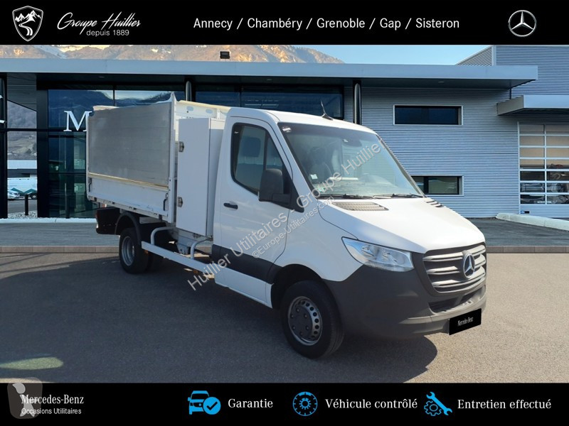Véhicule utilitaire Mercedes 514 CDI 37 benne...