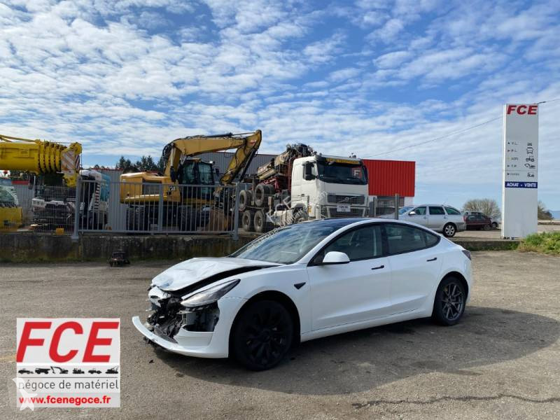 Véhicule utilitaire Tesla