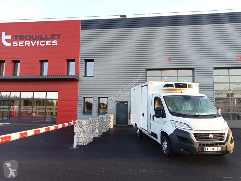 Véhicule utilitaire Fiat FRIGO 12M3 130 CV...
