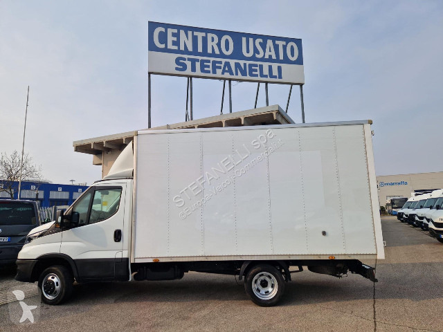 Furgoneta Iveco DAILY 35C14H BOX
