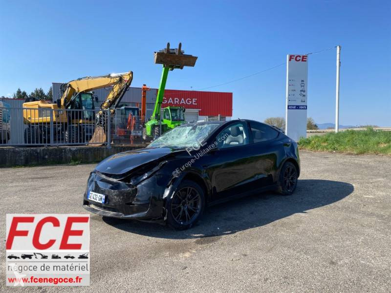 Véhicule utilitaire Tesla