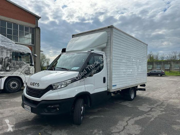 Caja cerrada Iveco