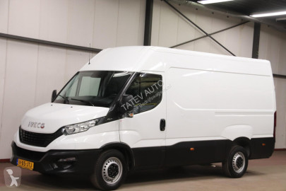 Caja cerrada Iveco