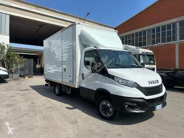 Caja cerrada Iveco