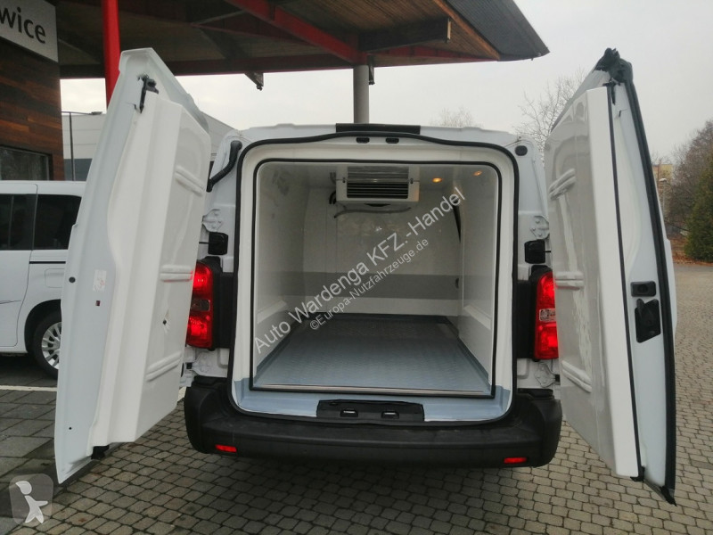 Furgoneta Toyota Long Kühlkasten
