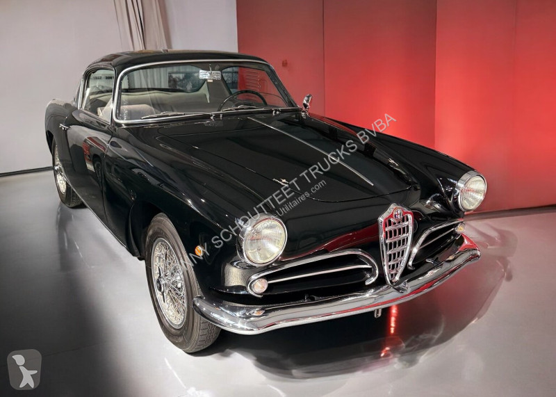 Véhicule utilitaire Alfa-Roméo 1900 C Super...