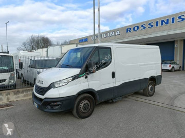 Furgoneta mediana Iveco