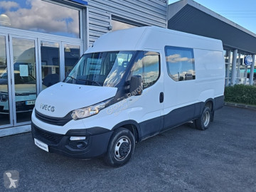 Fourgon utilitaire Iveco
