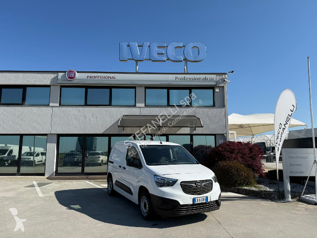 Autoutilitară Opel COMBO 1.5 75