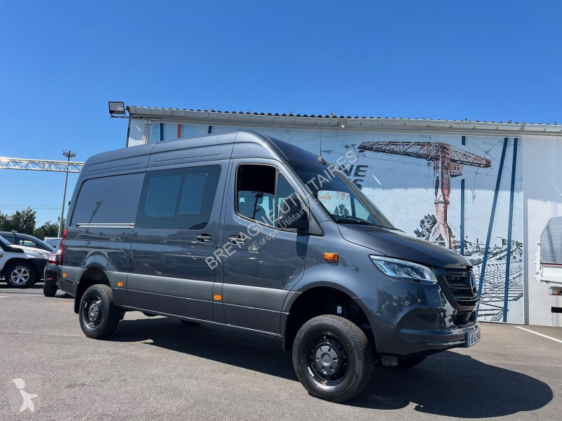 Véhicule utilitaire Mercedes SPRINTER FG 4X4...