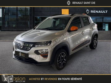 Voiture berline Dacia