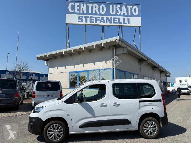 Autoutilitară Fiat Doblo Combi N1 1.5 bluehdi...