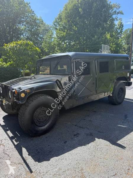 Véhicule utilitaire Hummer
