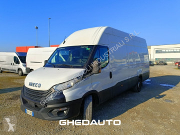Caja cerrada Iveco