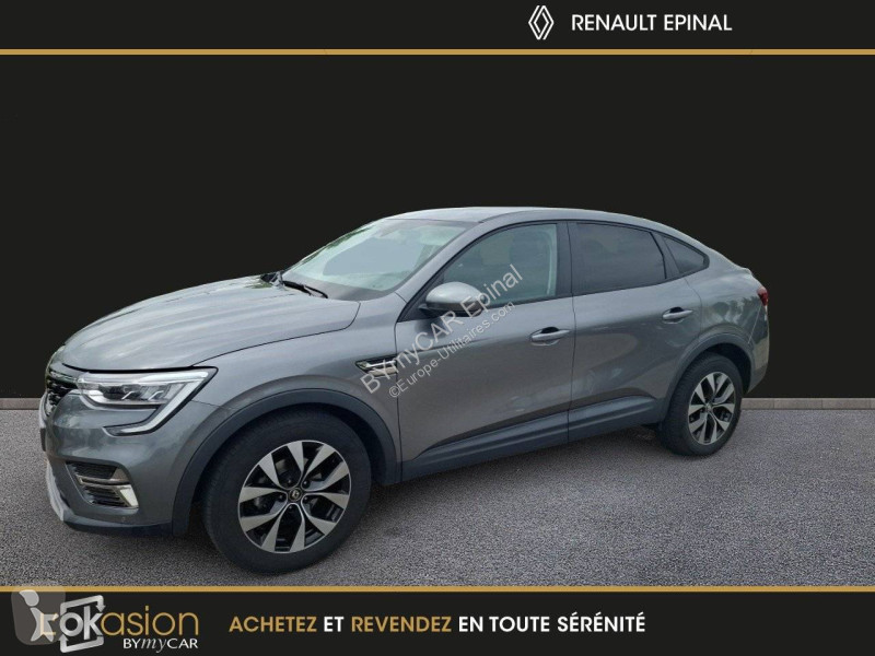 Autoutilitară Renault Arkana mild hybrid 140...