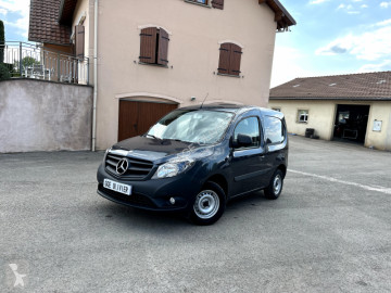 Furgoneta Mercedes