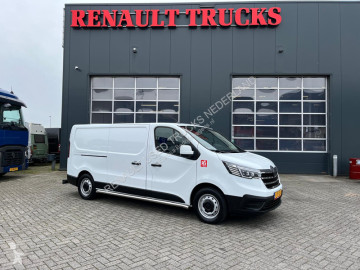 Caja cerrada Renault