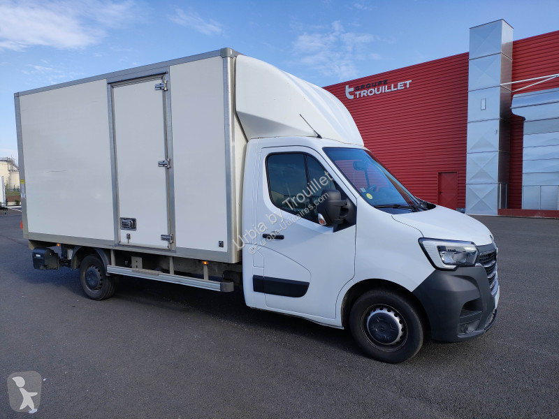 Véhicule utilitaire Renault 20M3 145 CV FOURGON...