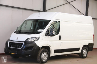 Fourgon utilitaire Peugeot