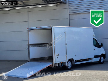 Fourgon utilitaire Mercedes