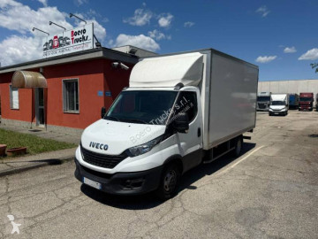 Furgoneta mediana Iveco